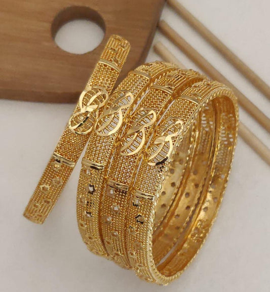 Beautiful Daily Wear Bangles Set Pack Of 4 Pis